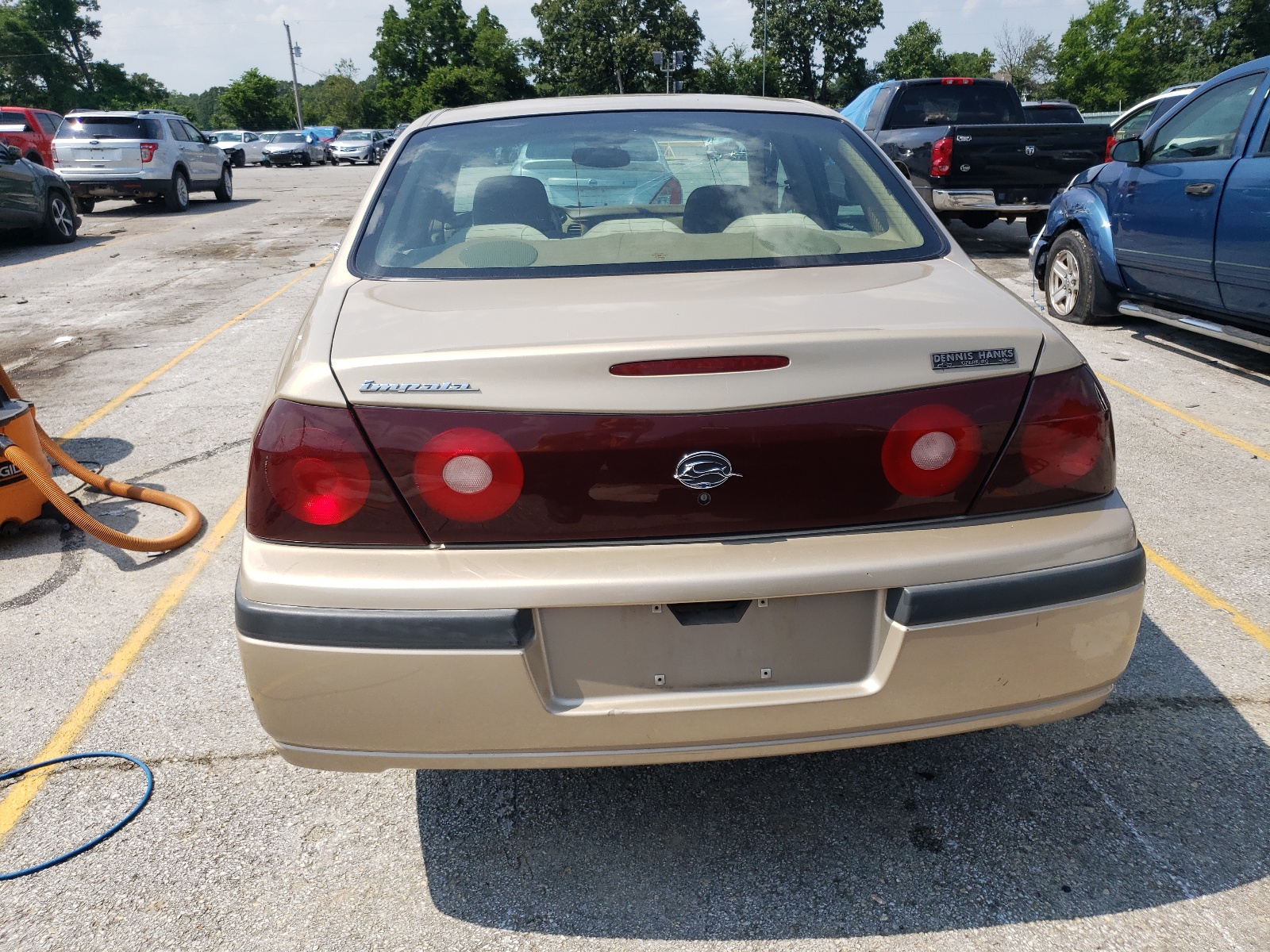 2G1WF52E2Y9242037 2000 Chevrolet Impala