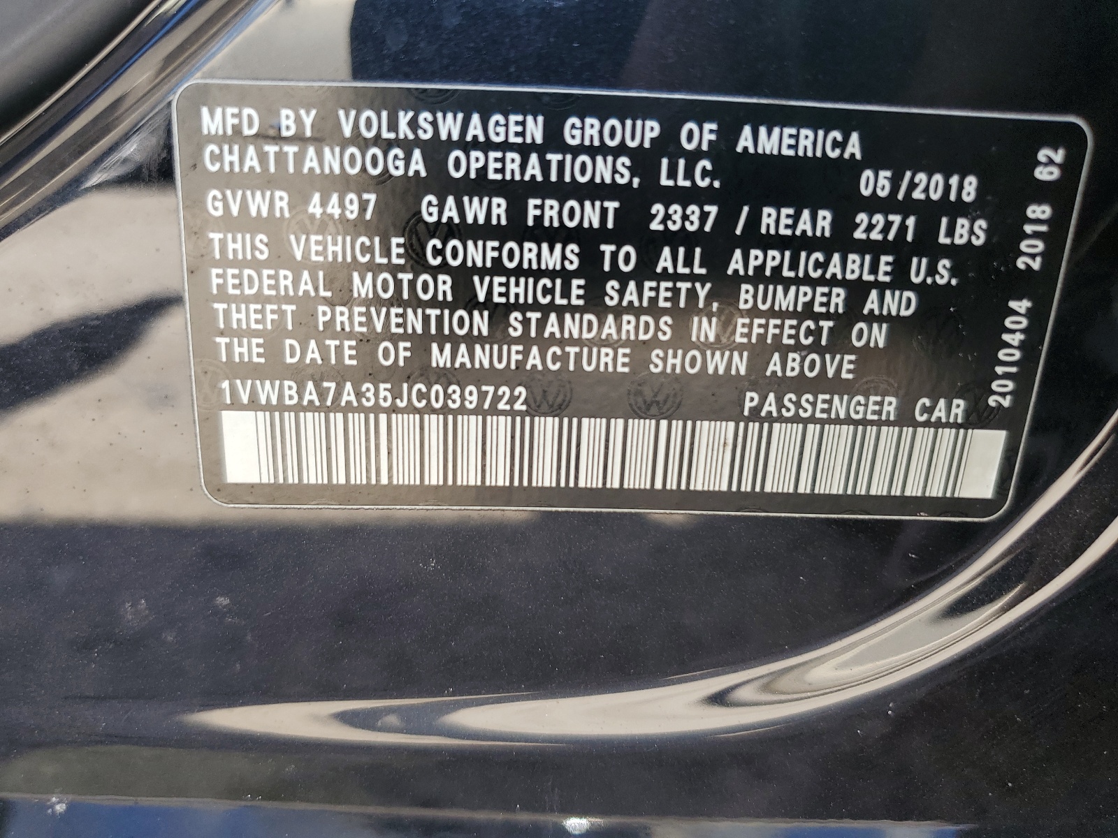 1VWBA7A35JC039722 2018 Volkswagen Passat Se