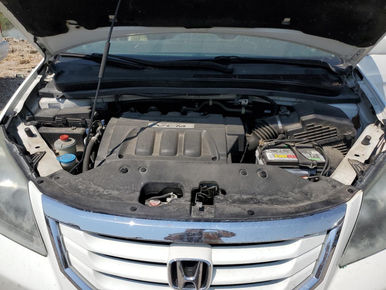 2010 Honda Odyssey - Image 12