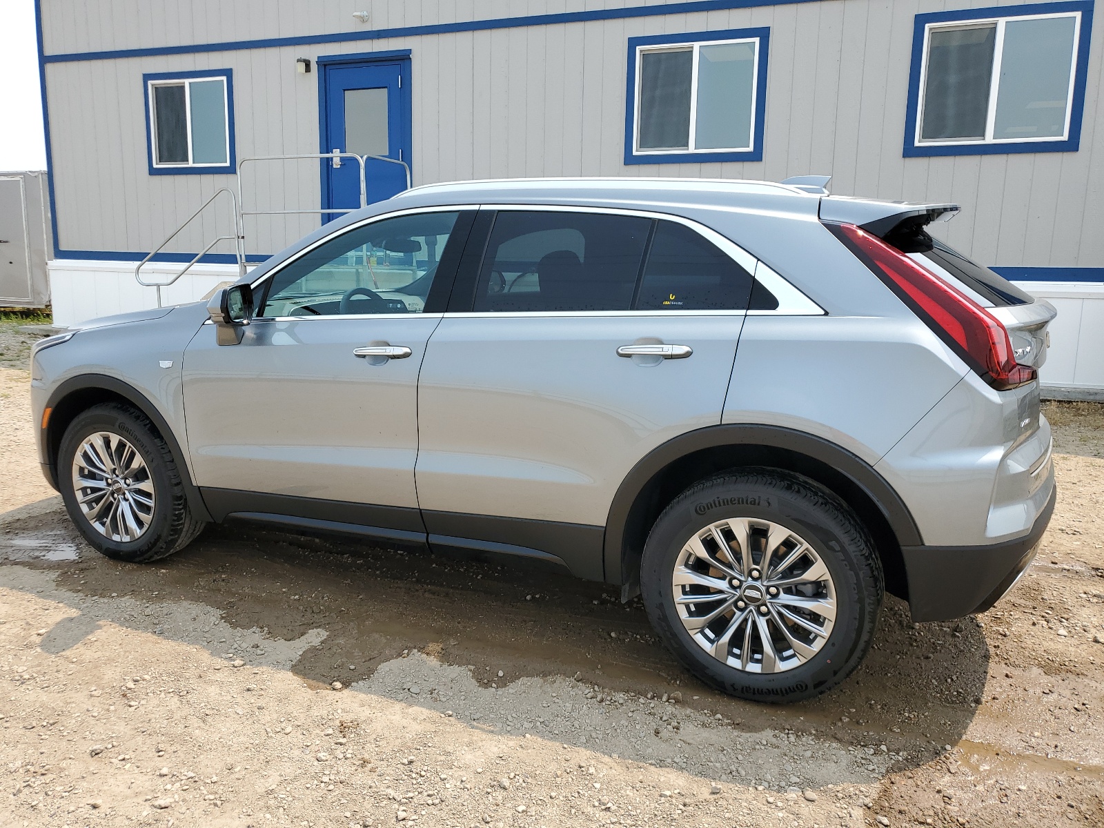 2024 Cadillac Xt4 Premium Luxury vin: 1GYFZDR44RF210408