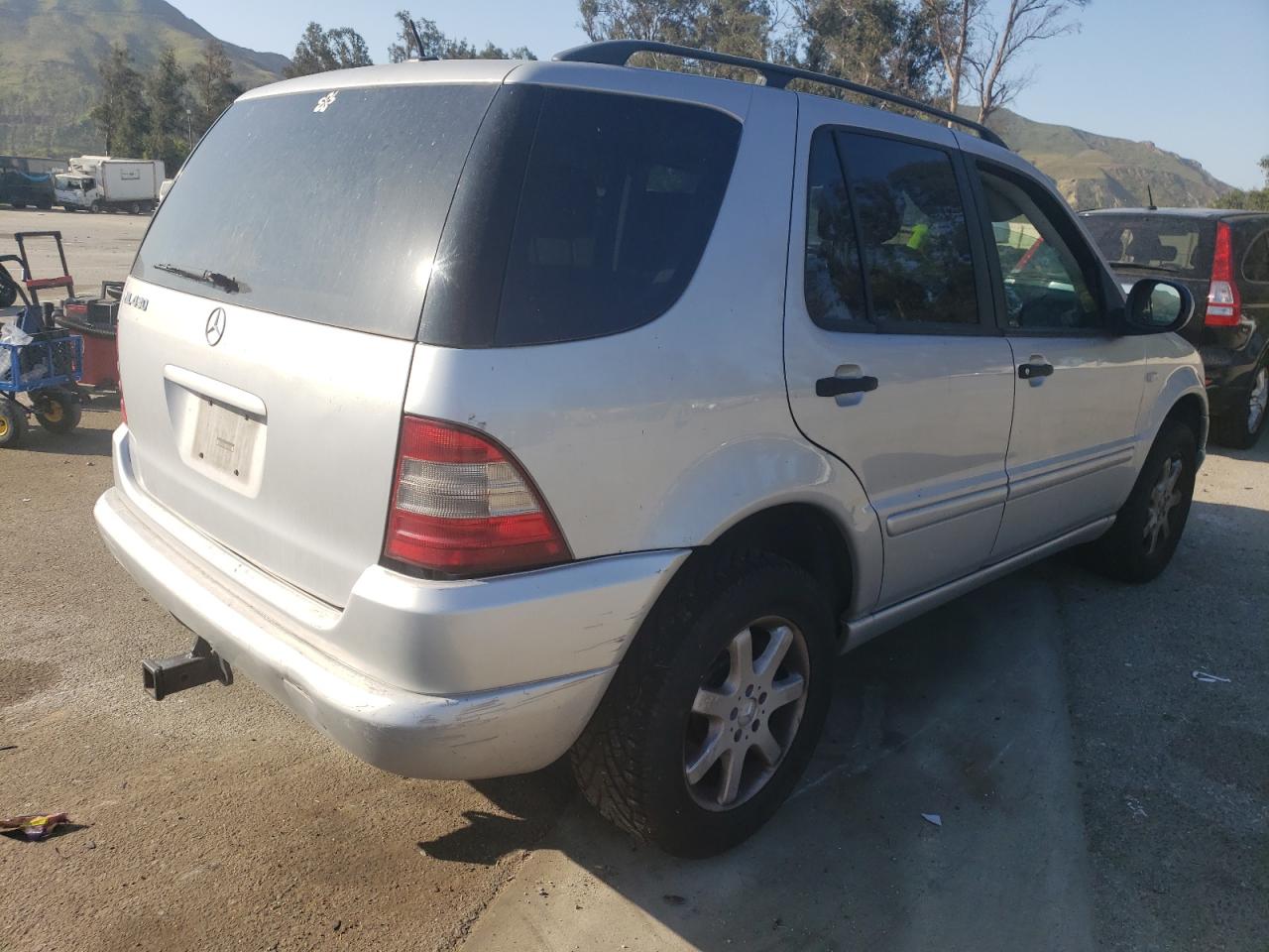 2000 Mercedes-Benz Ml 430 VIN: 4JGAB72E8YA198103 Lot: 62985654