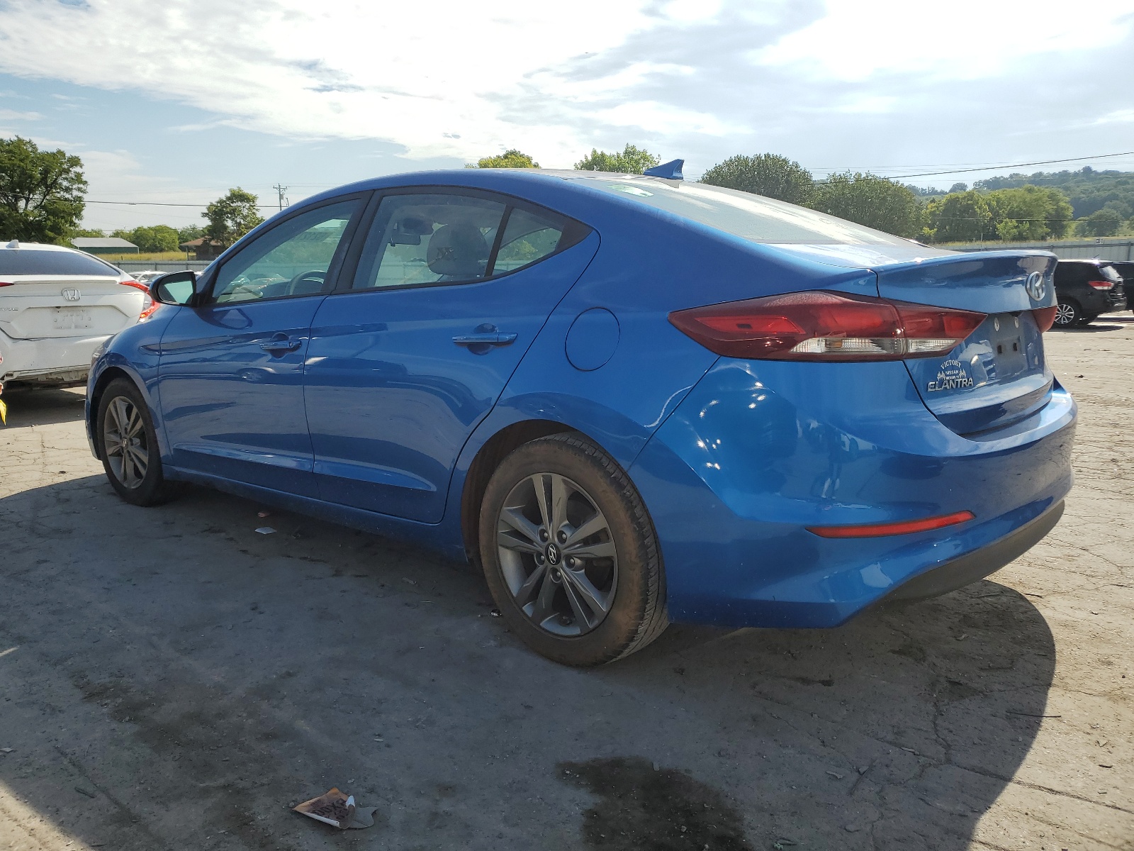 2018 Hyundai Elantra Sel vin: 5NPD84LF0JH215903