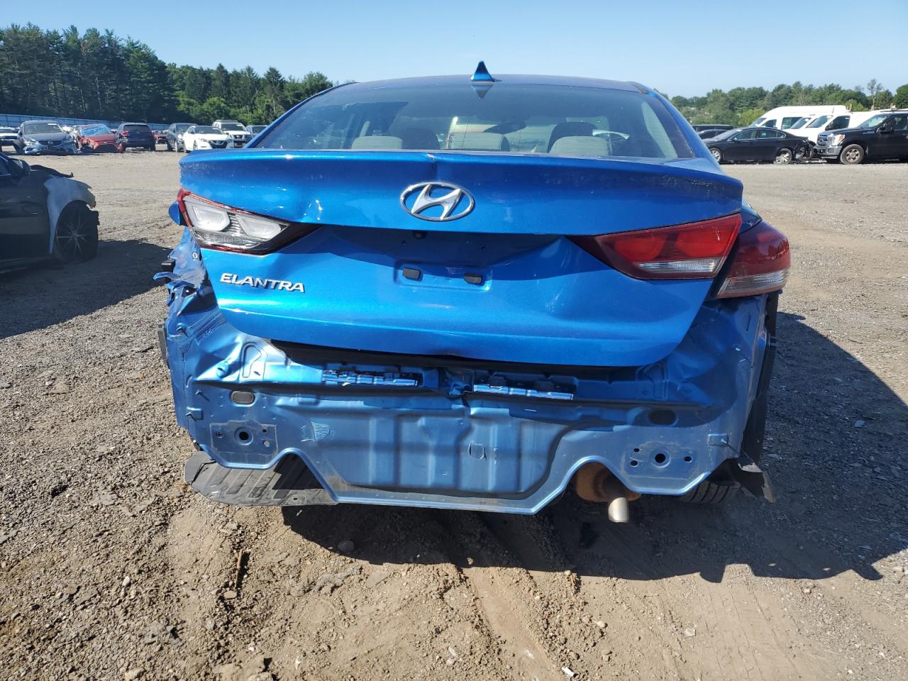 VIN KMHD84LFXHU241517 2017 HYUNDAI ELANTRA no.6