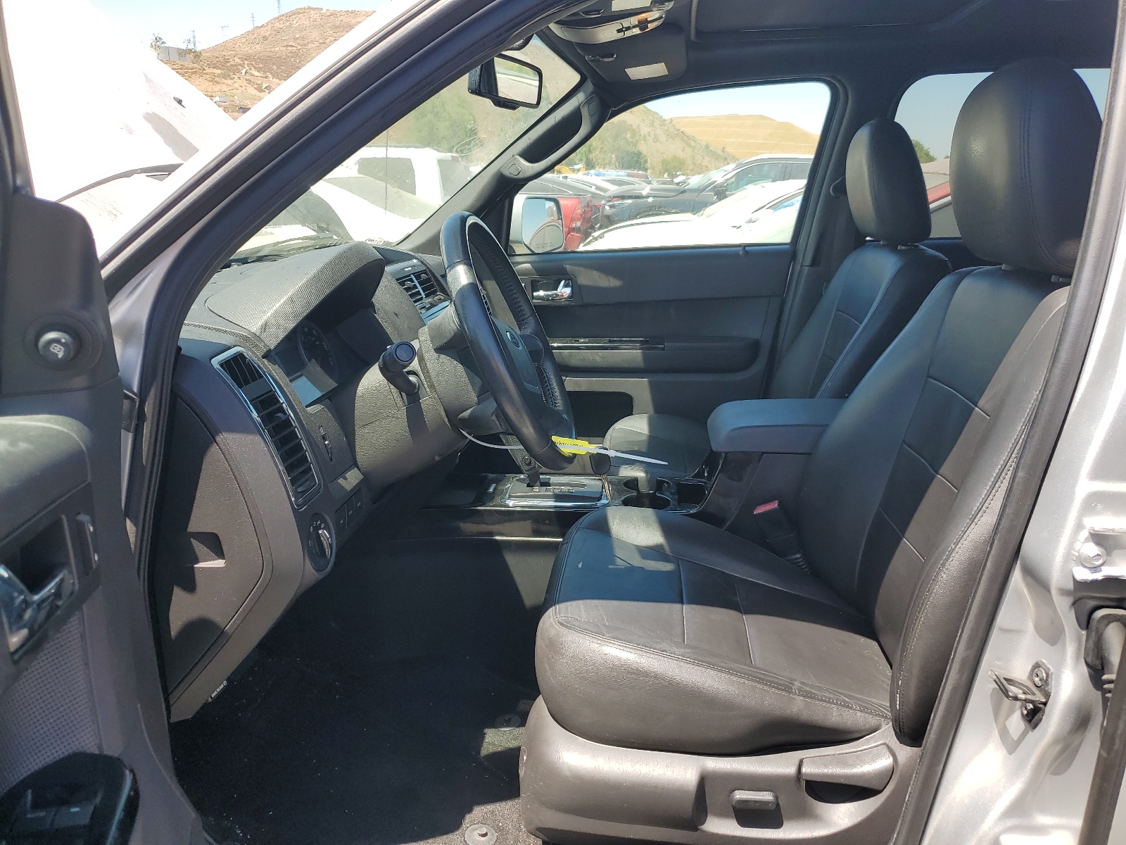 1FMCU9E71BKA51070 2011 Ford Escape Limited