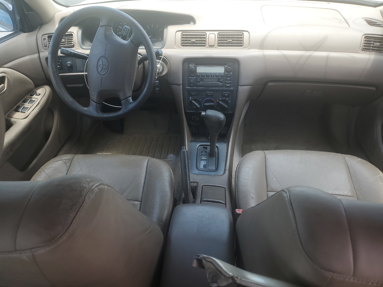 4T1BG22K8YU651780 2000 Toyota Camry Ce