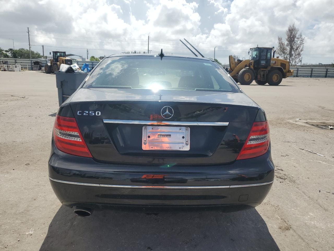 2013 Mercedes-Benz C 250 VIN: WDDGF4HB7DA789618 Lot: 65025555