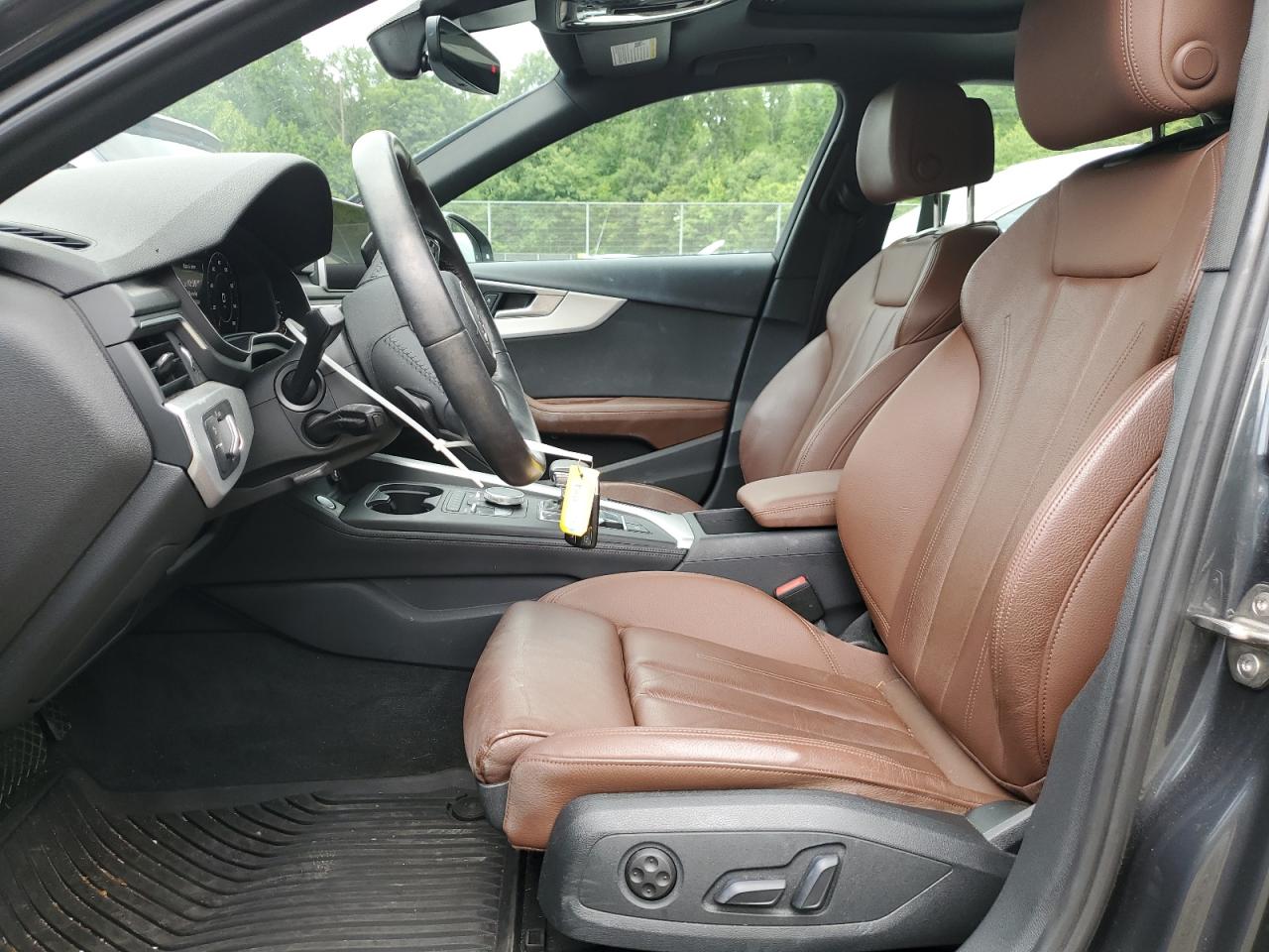 2019 Audi A4 Premium Plus VIN: WAUENAF45KN020559 Lot: 63438384