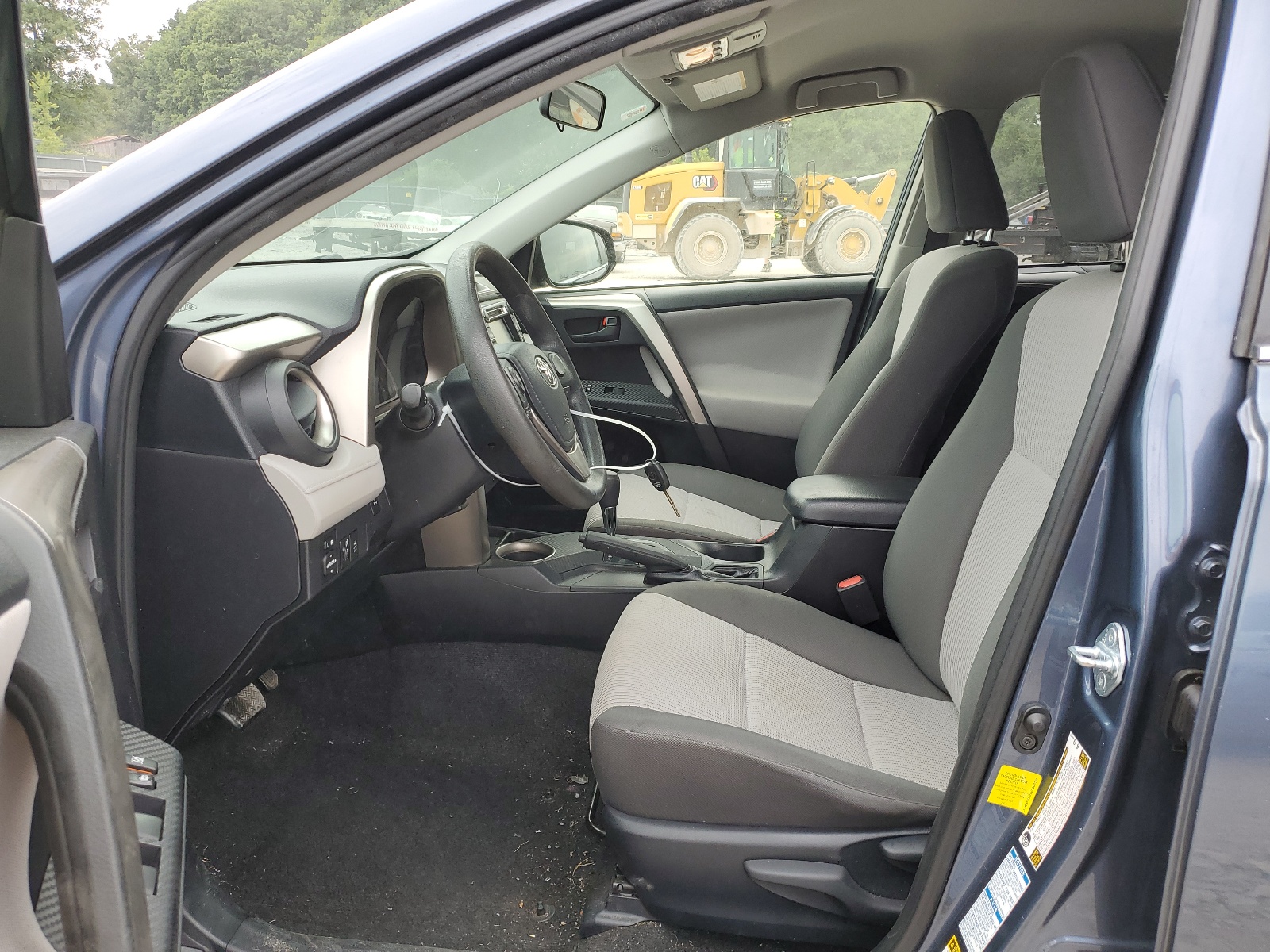 JTMBFREV6ED068089 2014 Toyota Rav4 Le