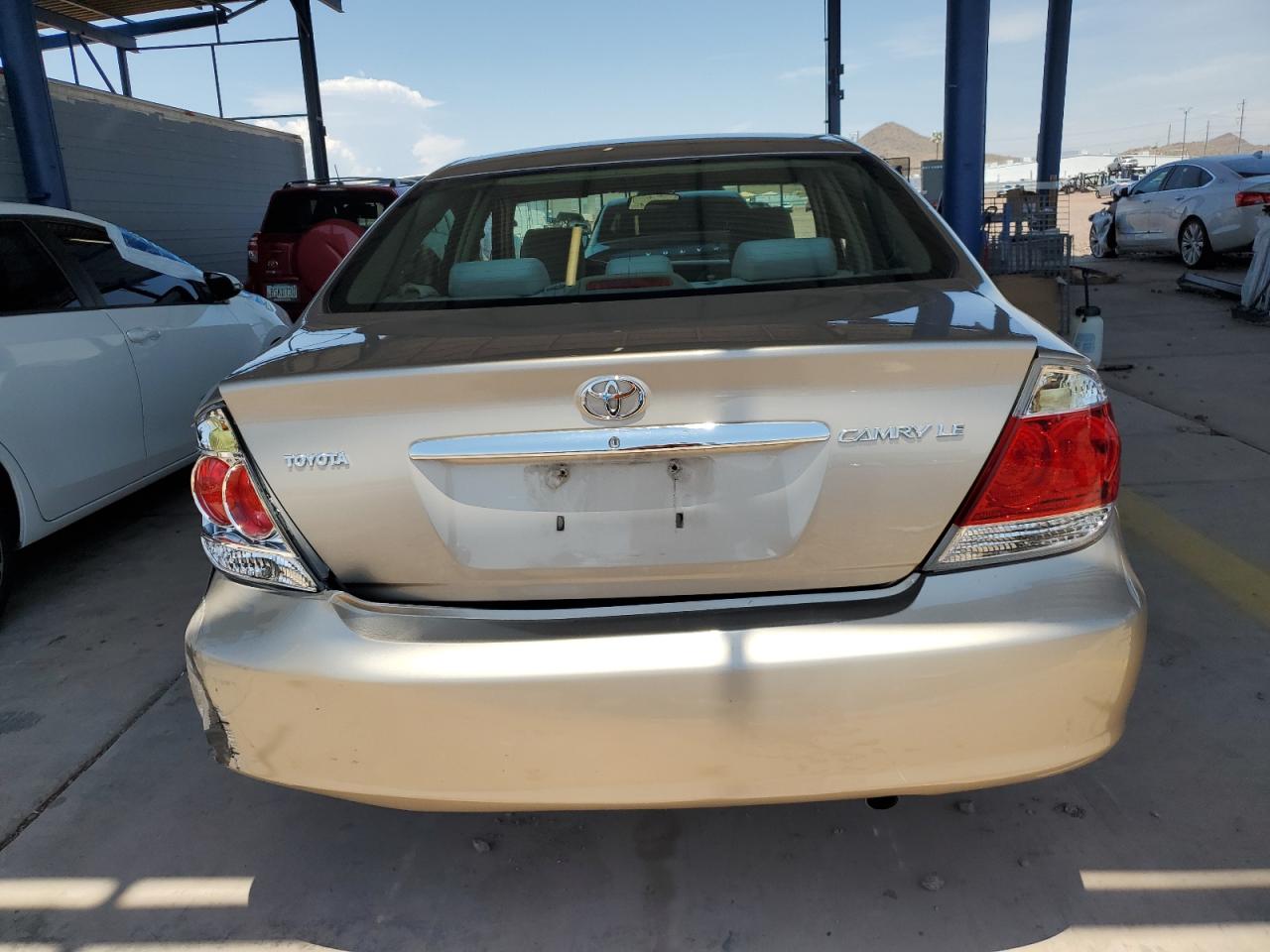 2005 Toyota Camry Le VIN: 4T1BE30K05U581993 Lot: 62860354