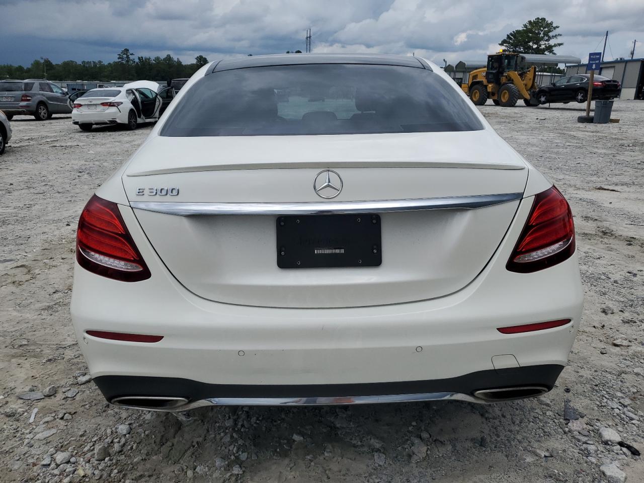 WDDZF4JB4KA663166 2019 Mercedes-Benz E 300