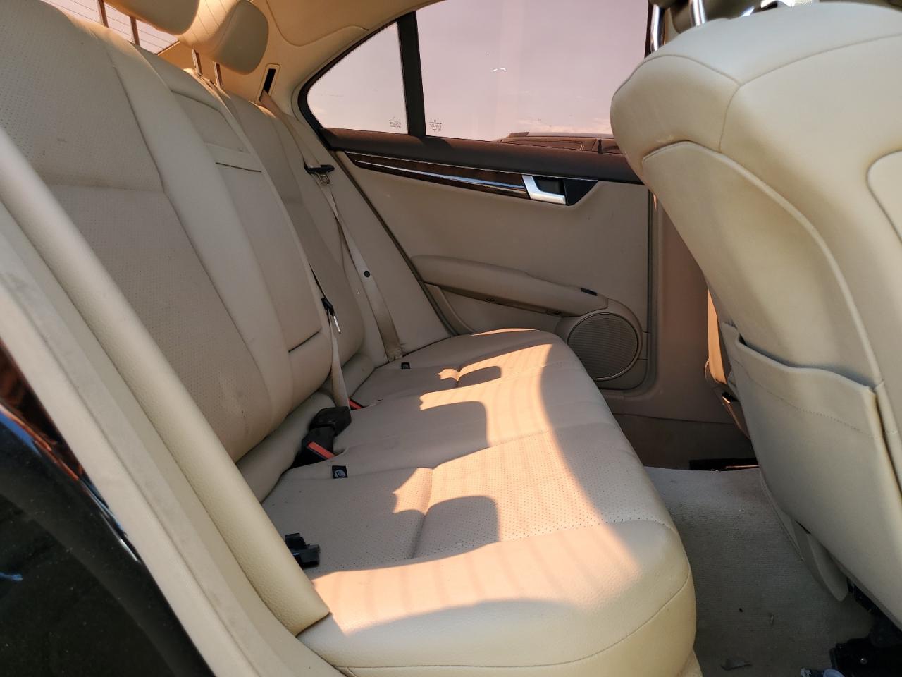 2012 Mercedes-Benz C 250 VIN: WDDGF4HB8CR221362 Lot: 63317914