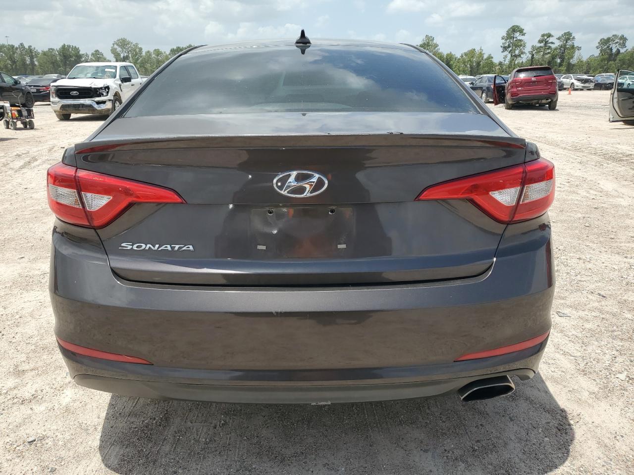 2015 Hyundai Sonata Se VIN: 5NPE24AF5FH142138 Lot: 65496204