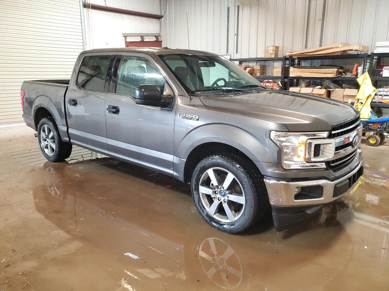 VIN 1FTEW1CP3JKD36749 2018 FORD F-150 no.4