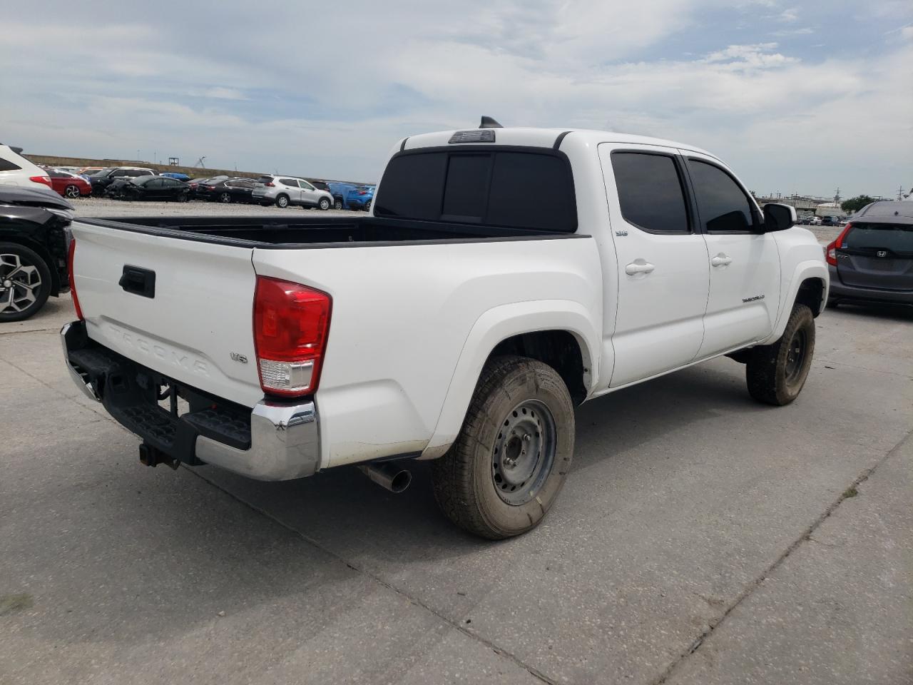 VIN 5TFAZ5CN7HX040917 2017 TOYOTA TACOMA no.3