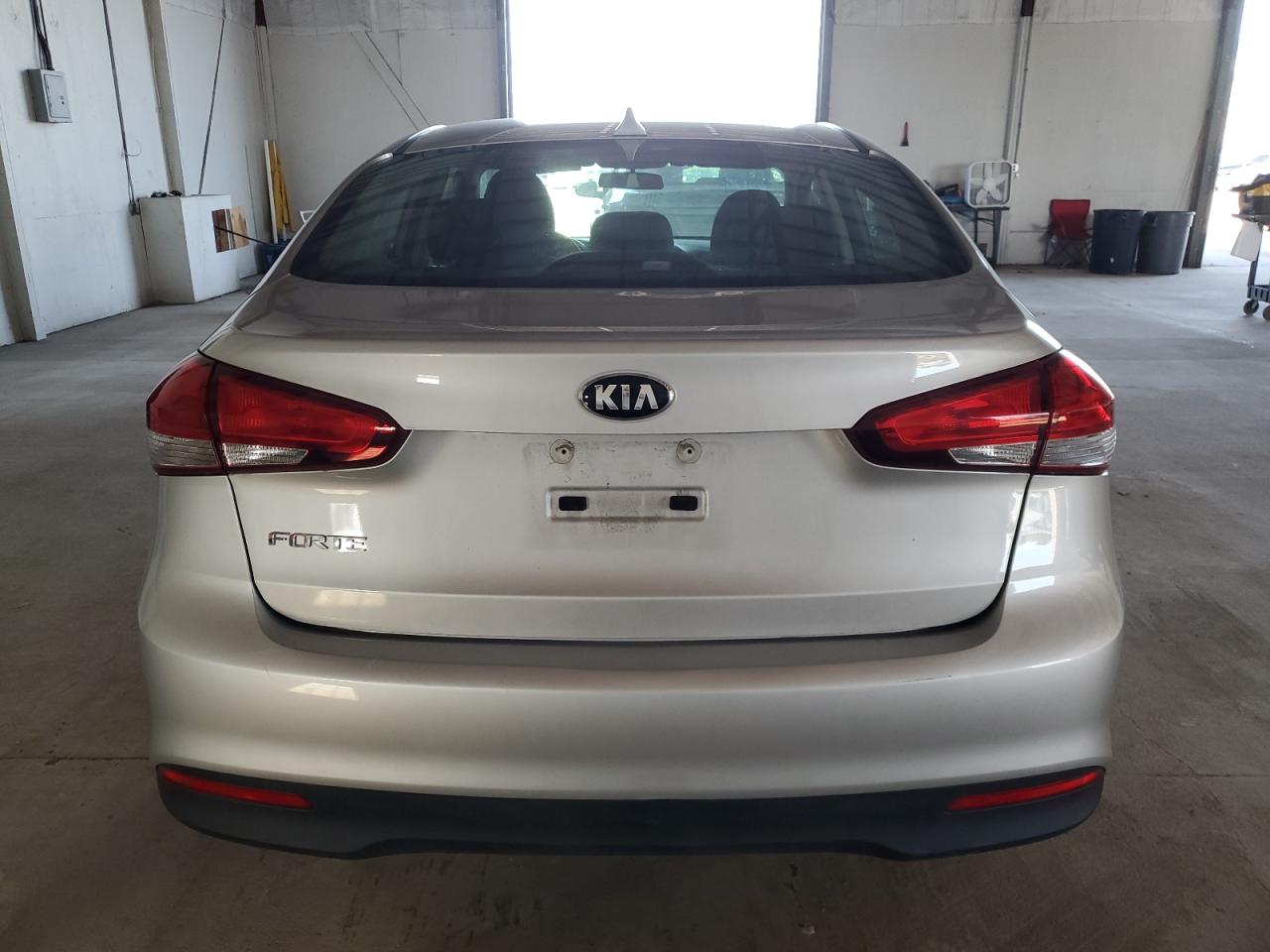 3KPFK4A73HE159072 2017 Kia Forte Lx