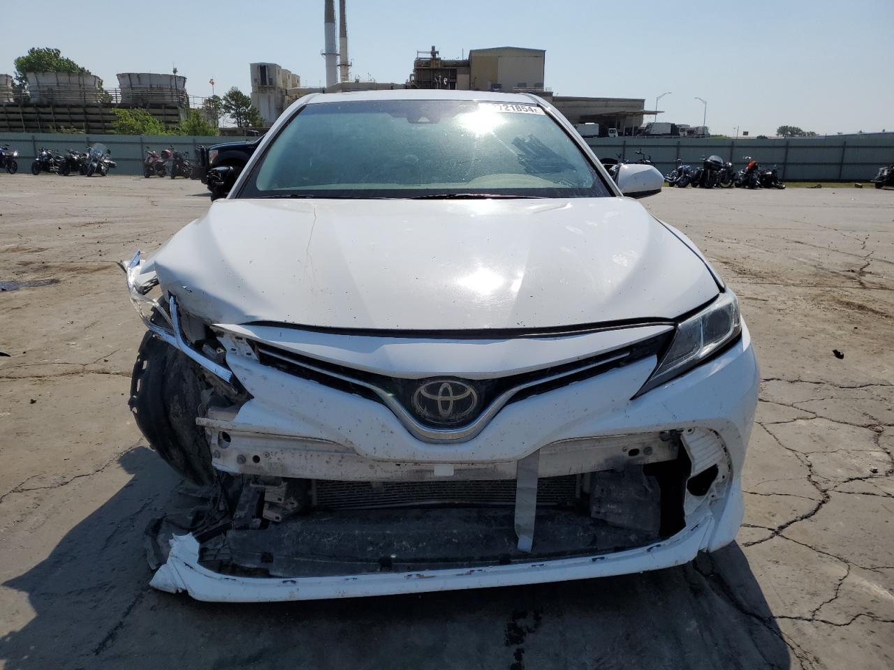 2018 Toyota Camry - Image 5