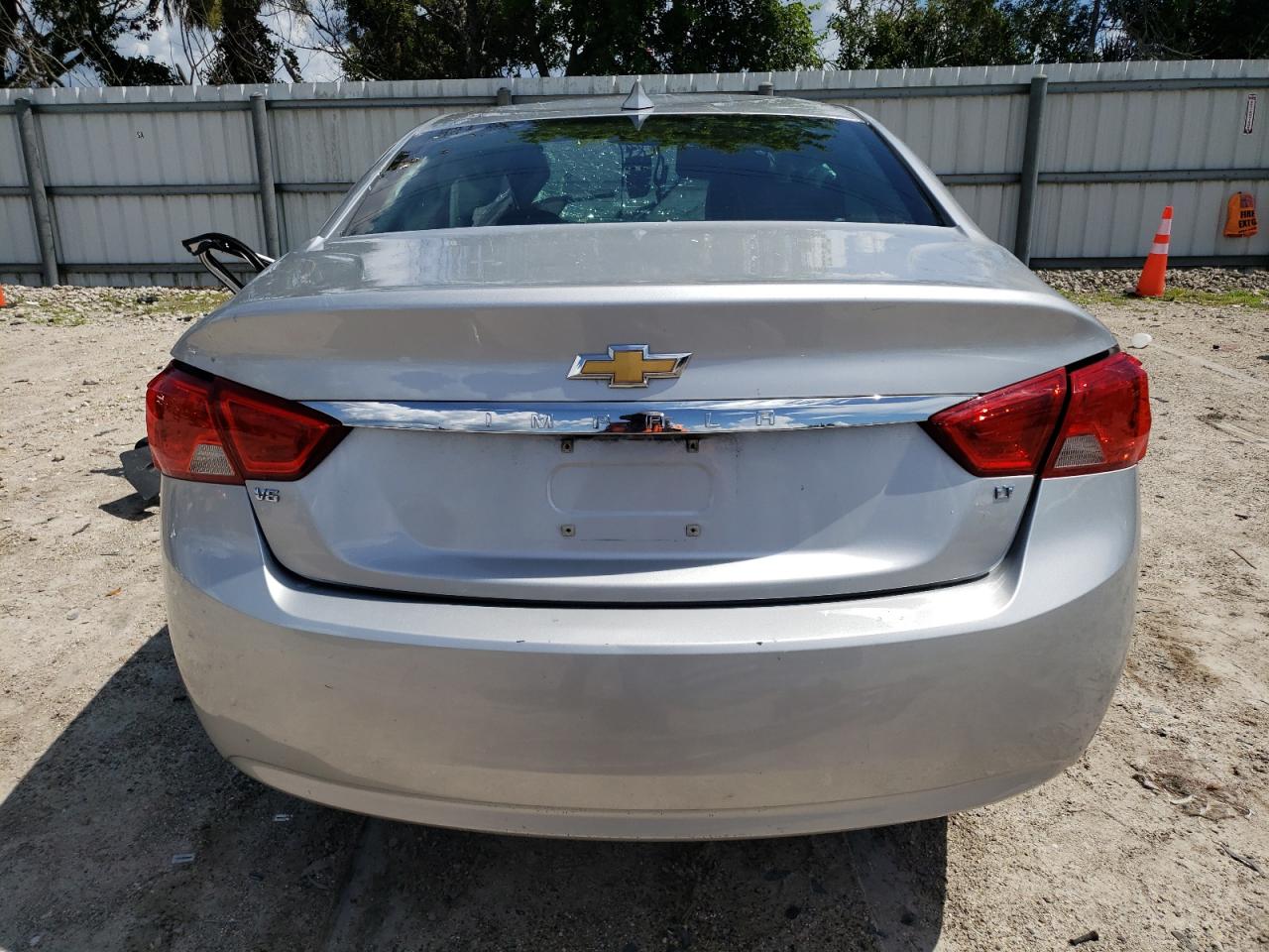 2018 Chevrolet Impala Lt VIN: 2G1105S35J9122524 Lot: 63821214