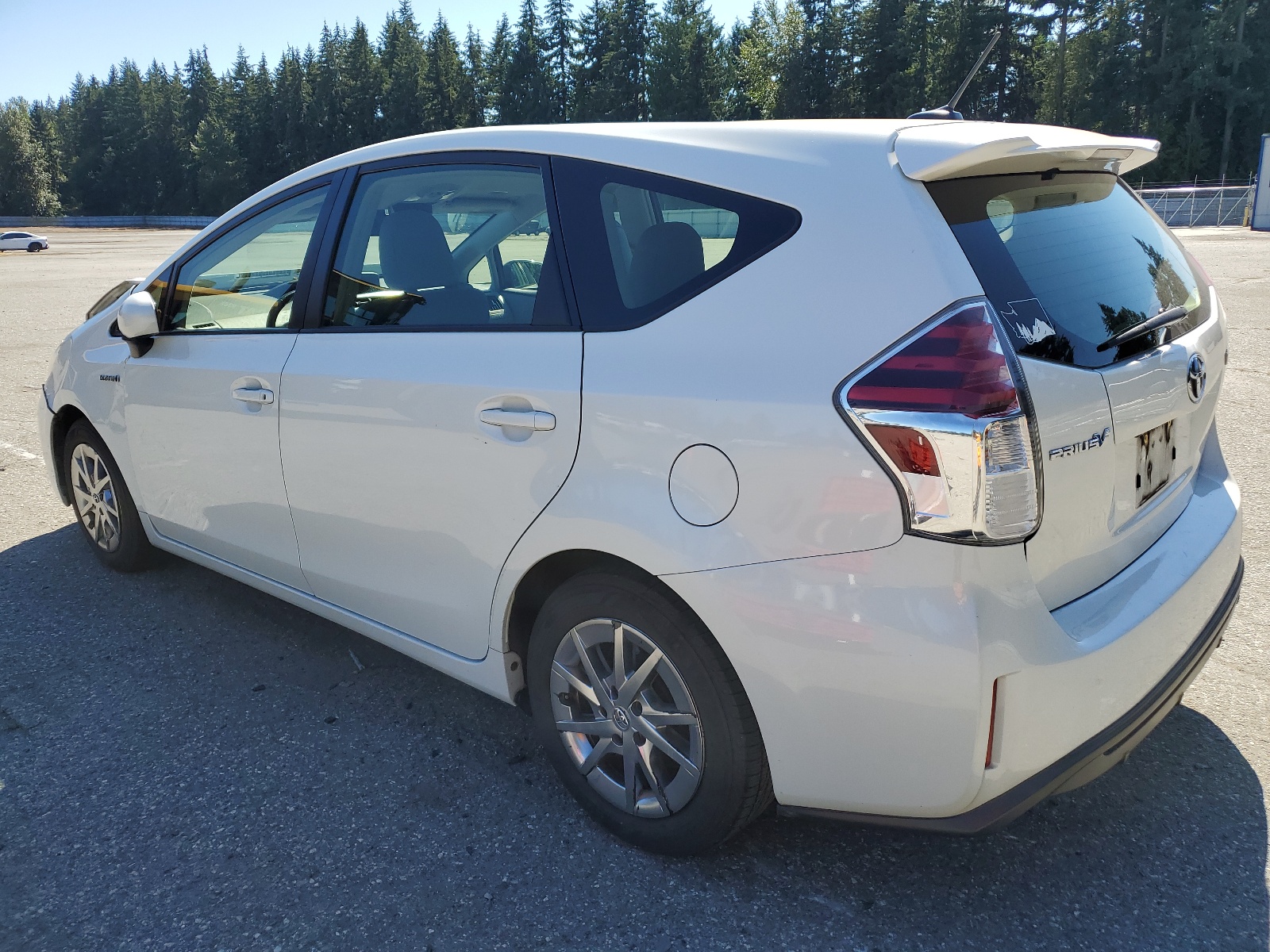 2015 Toyota Prius V vin: JTDZN3EU1FJ035042