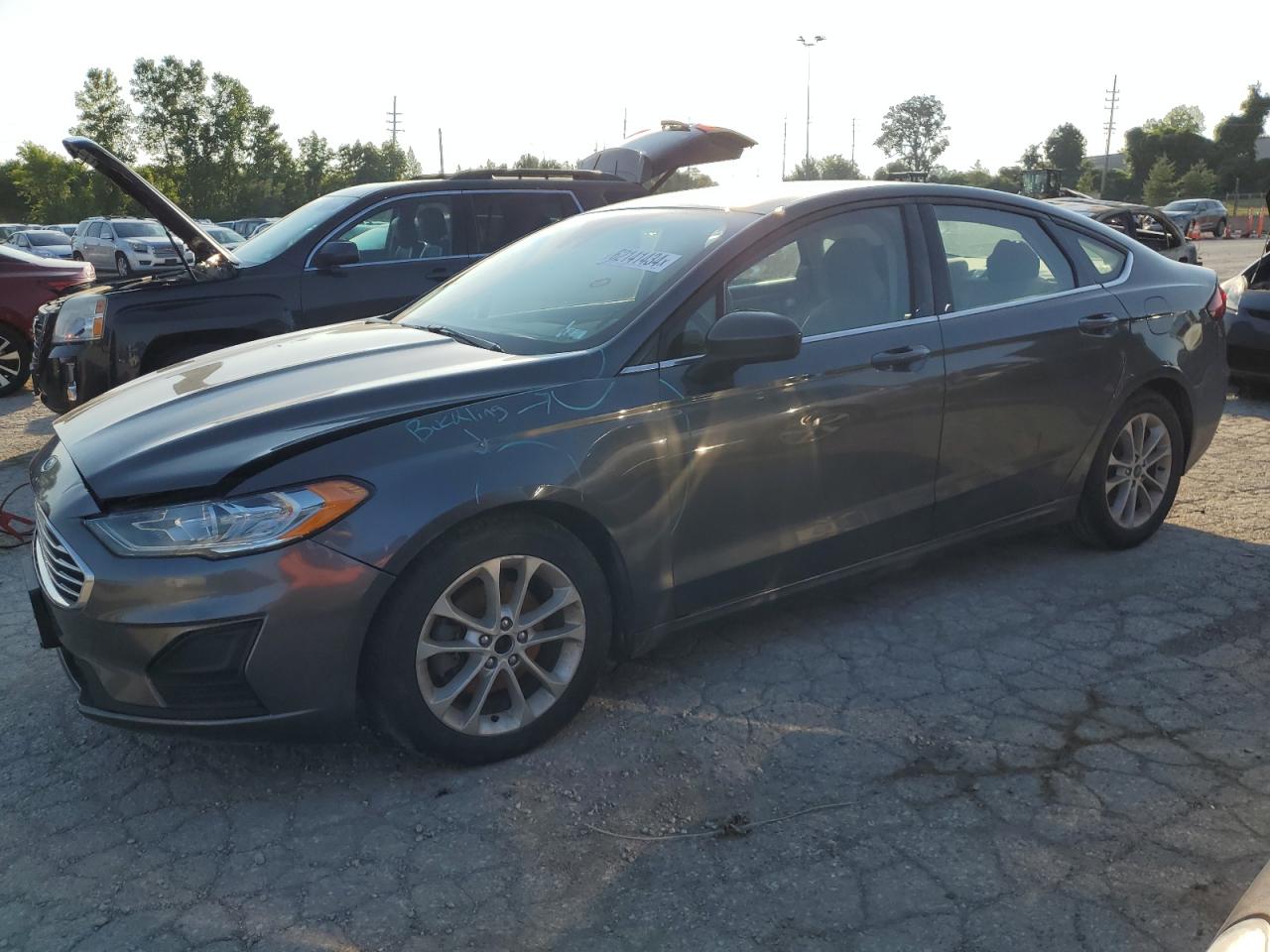 3FA6P0HD8KR145745 2019 FORD FUSION - Image 1