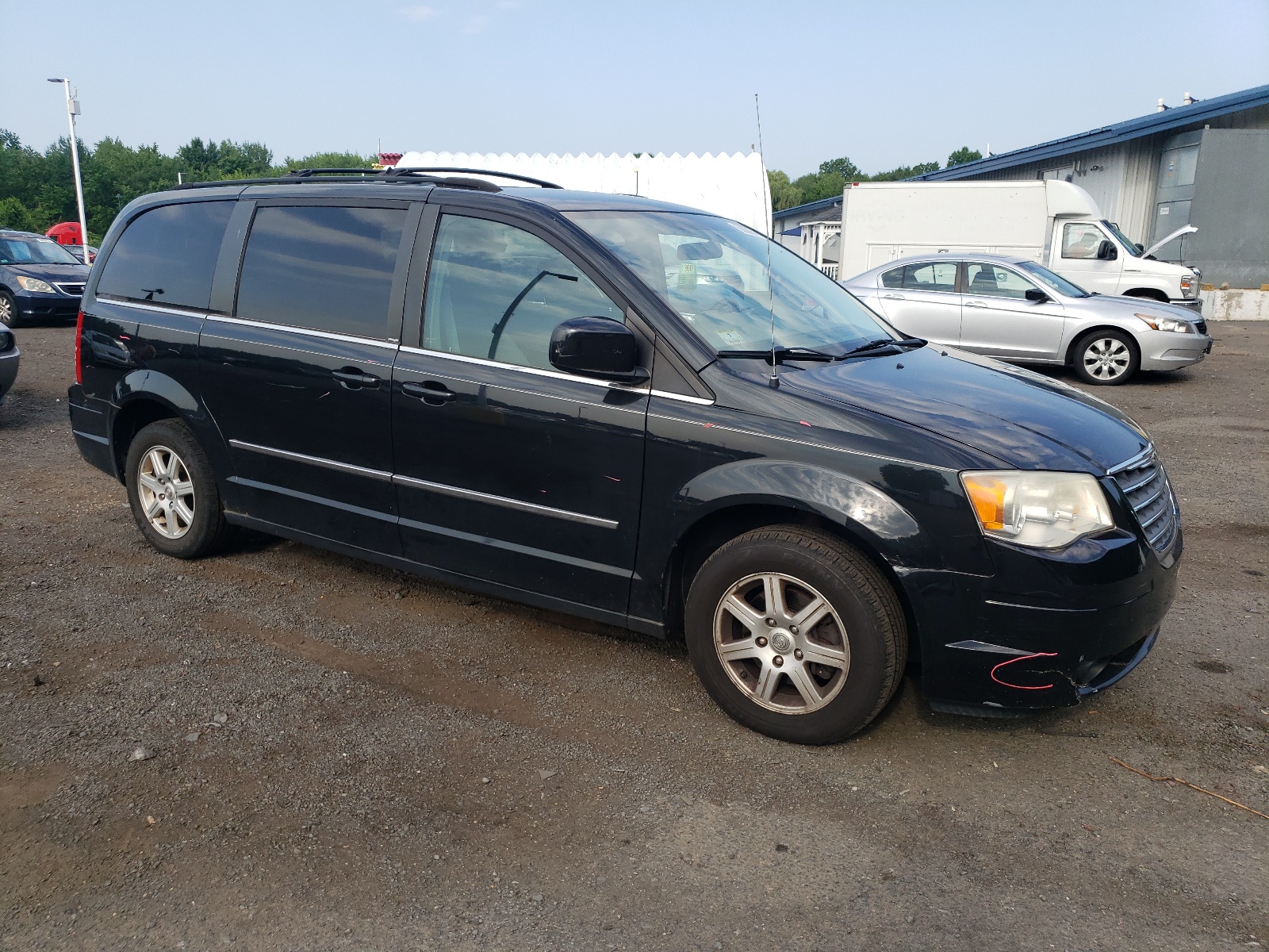 2A4RR5D18AR328877 2010 Chrysler Town & Country Touring
