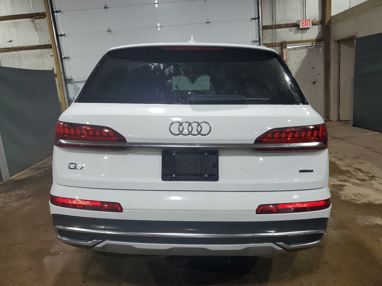 WA1LCBF70RD005865 2024 Audi Q7 Premium Plus