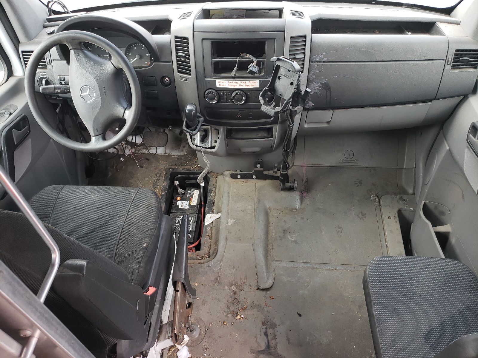 WD3PE8CB1B5608864 2011 Mercedes-Benz Sprinter 2500