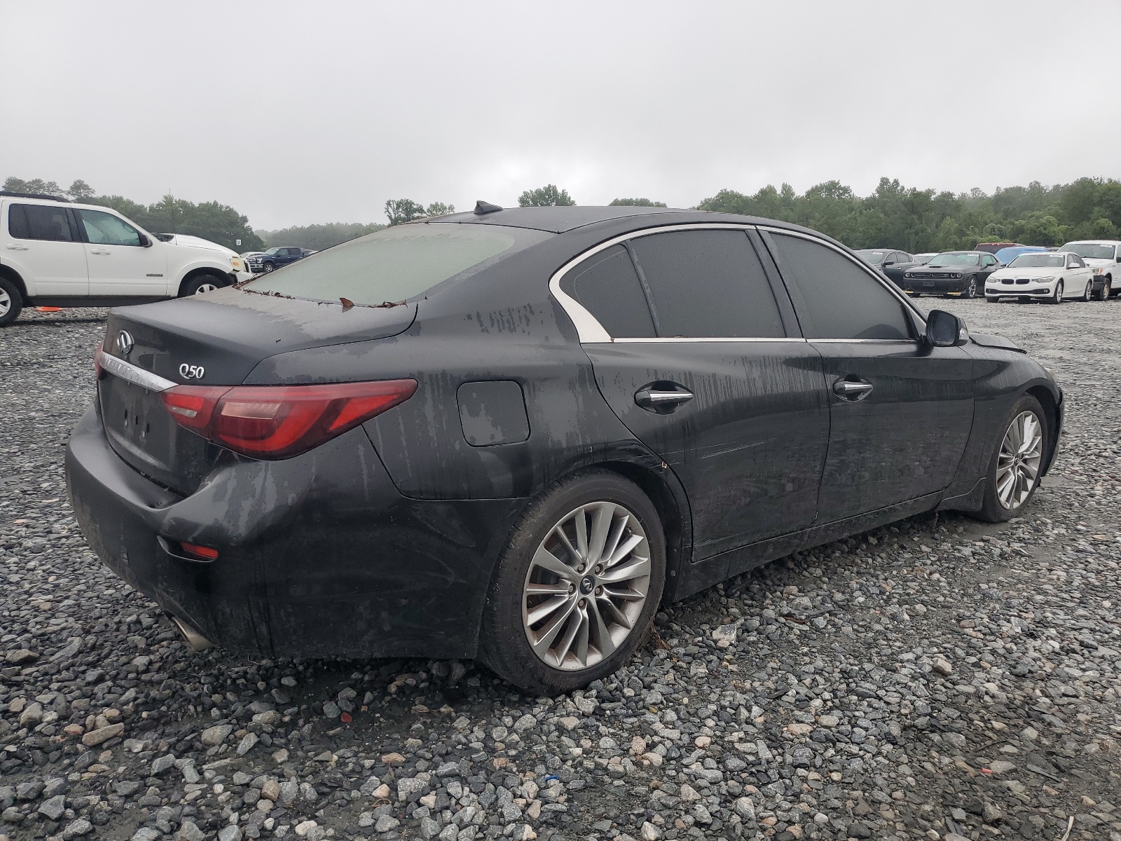 2014 Infiniti Q50 Base vin: JN1BV7AR1EM697309