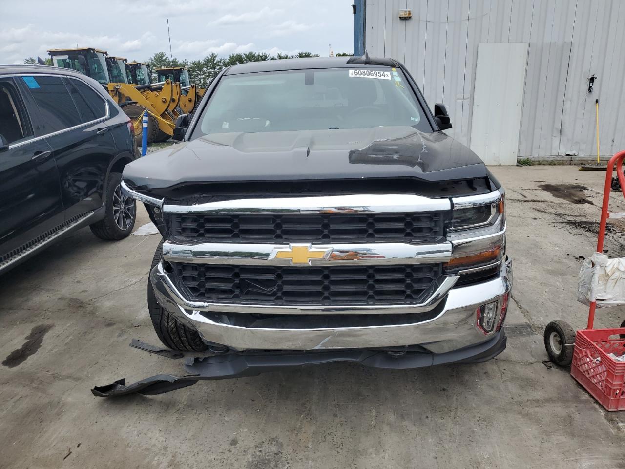 2GCVKREC7J1108483 2018 Chevrolet Silverado K1500 Lt