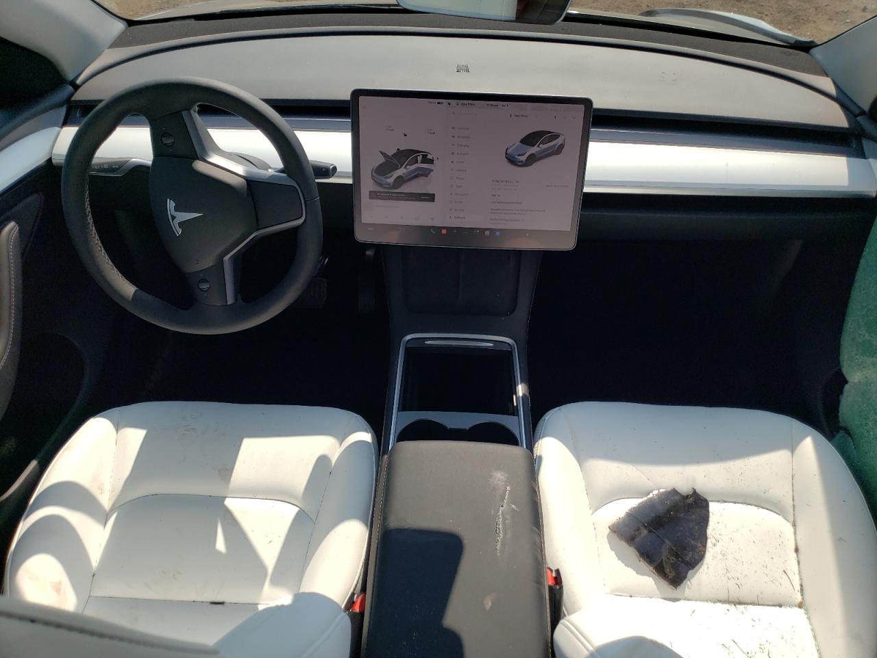 7SAYGAEE9RF110863 Tesla Model Y  8