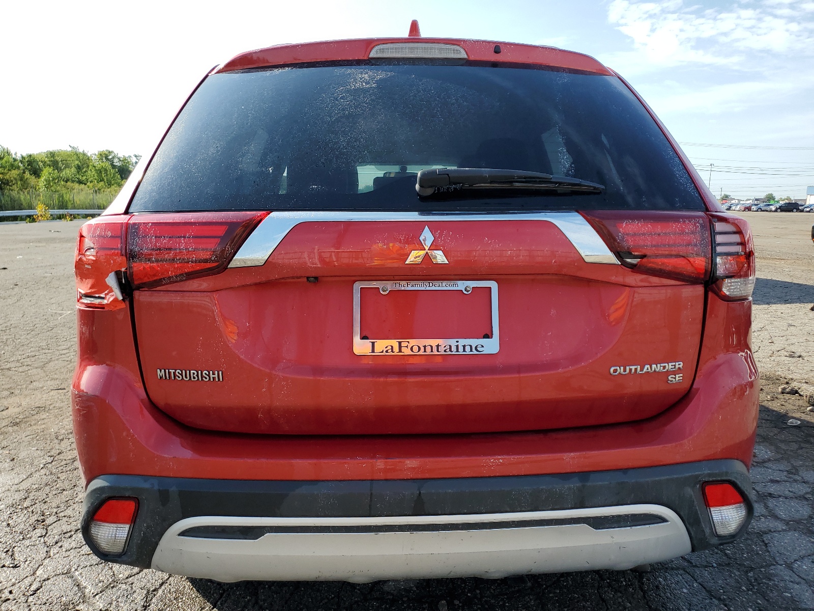 JA4AD3A31KZ045976 2019 Mitsubishi Outlander Se