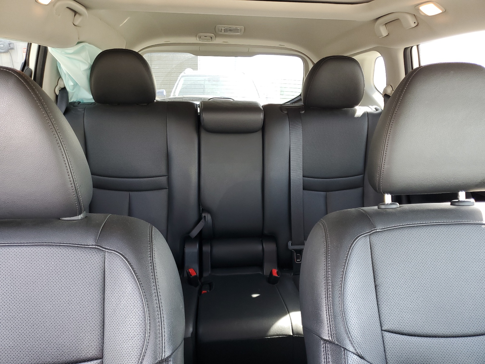 5N1AT2MT9KC719109 2019 Nissan Rogue S