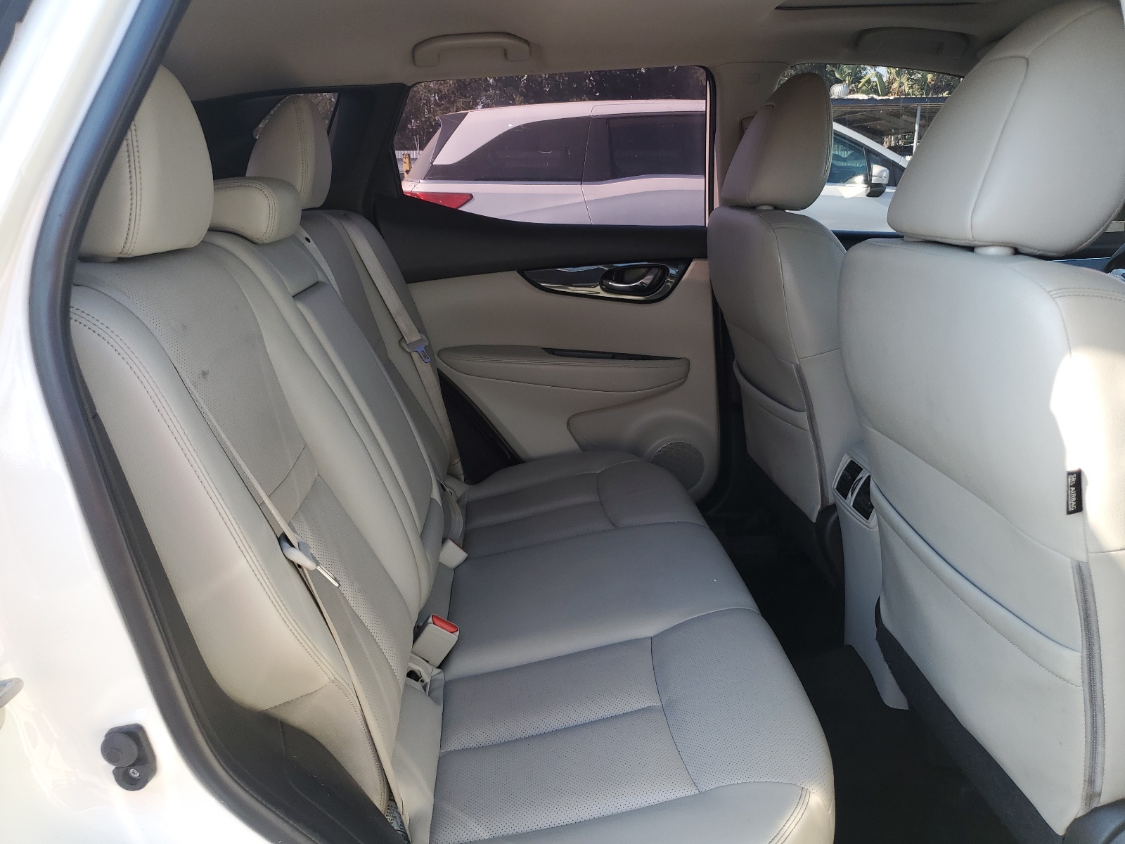 JN1BJ1CP3JW501034 2018 Nissan Rogue Sport S