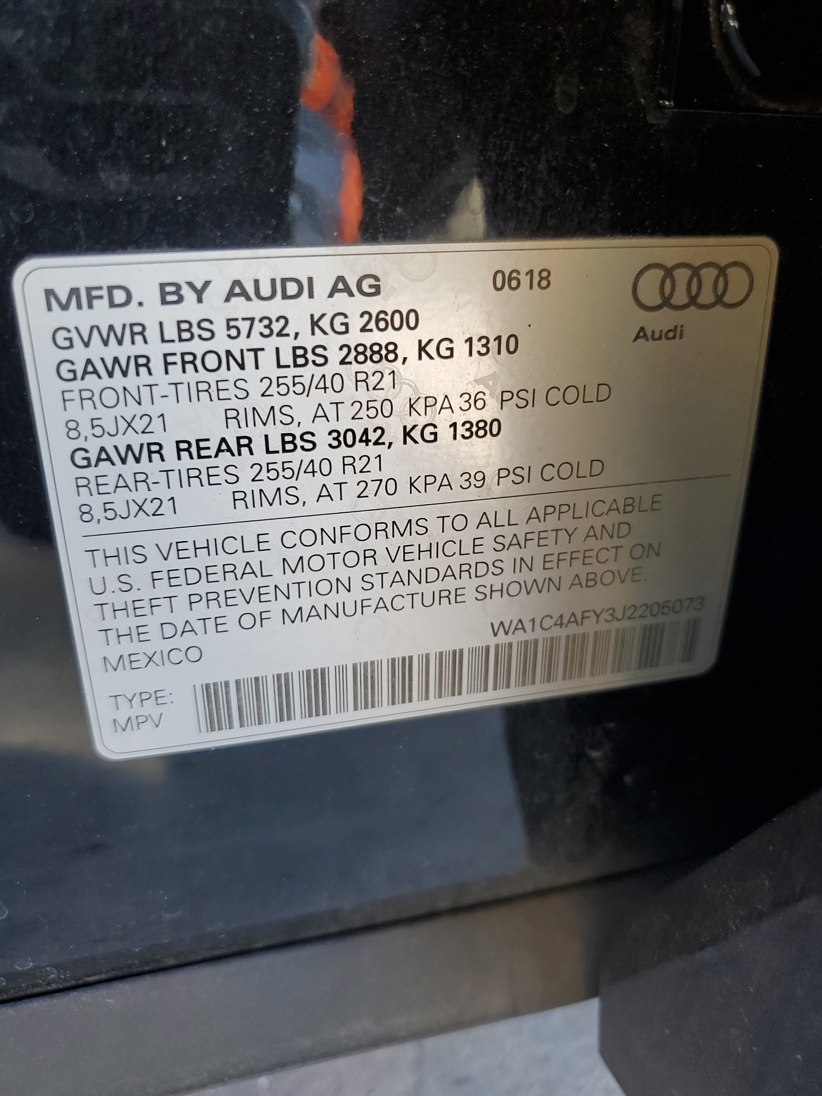 WA1C4AFY3J2205073 2018 Audi Sq5 Prestige