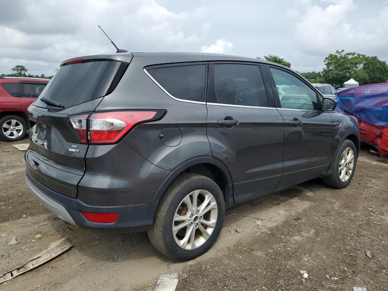 2017 Ford Escape Se VIN: 1FMCU9GDXHUC46360 Lot: 63117754