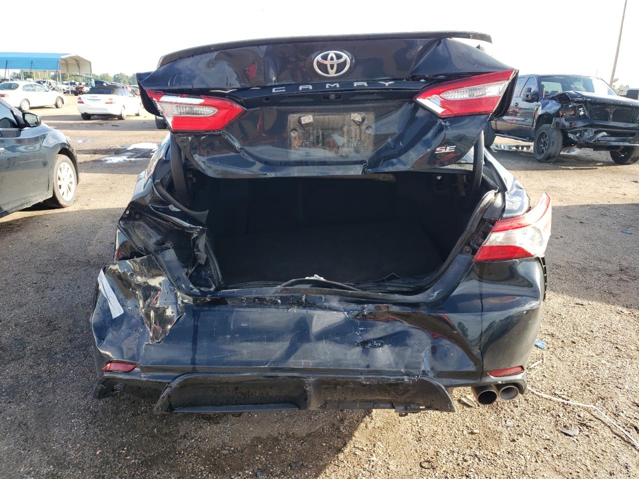 4T1B11HK1KU717869 2019 Toyota Camry L