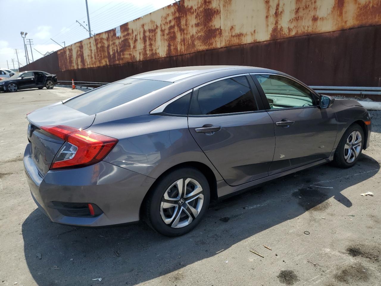 2HGFC2F54JH608098 2018 Honda Civic Lx