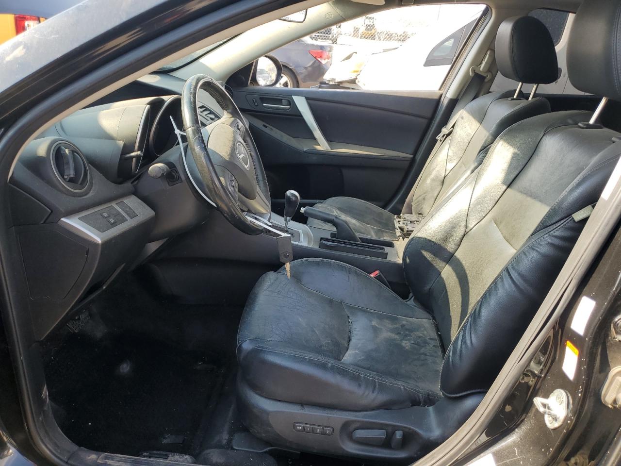 2010 Mazda 3 S VIN: JM1BL1S69A1152927 Lot: 62865474