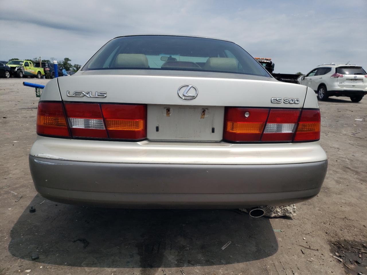 1998 Lexus Es 300 VIN: JT8BF28G8W5028286 Lot: 64652174