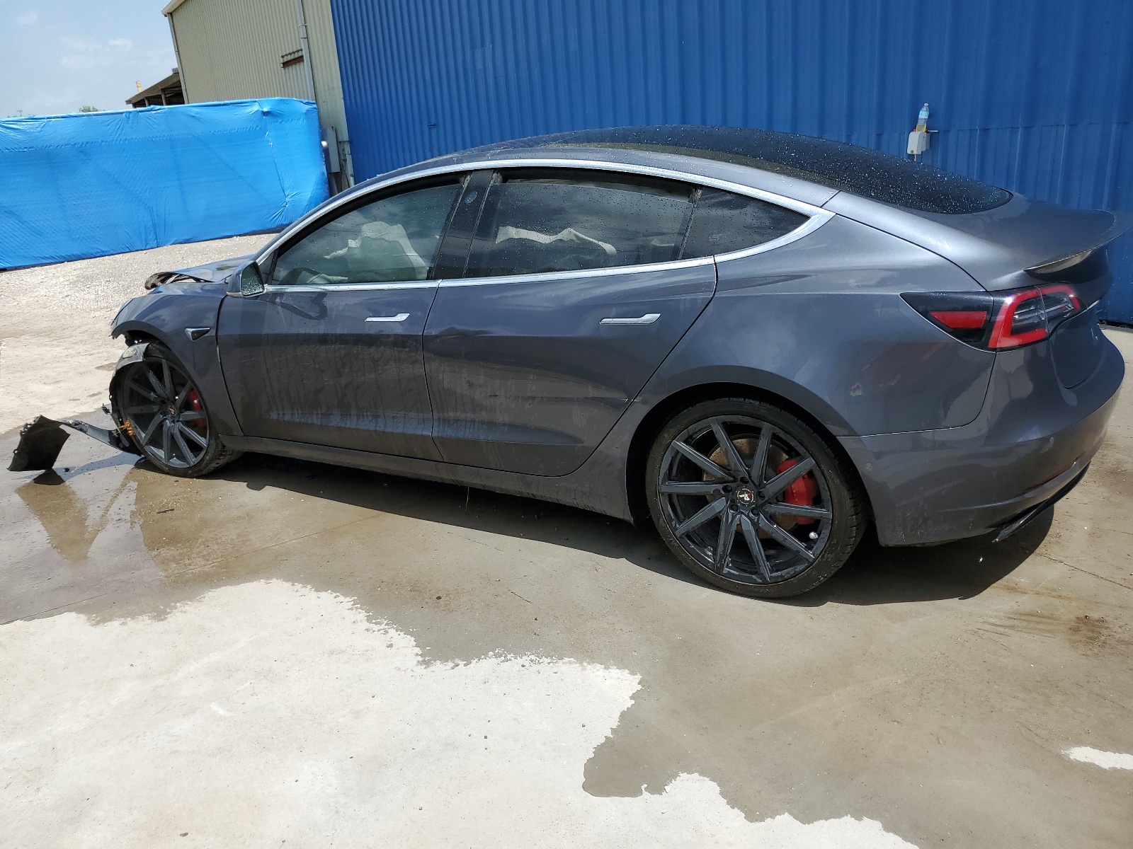 5YJ3E1EB8JF079192 2018 Tesla Model 3