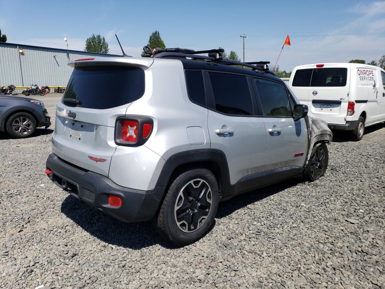 VIN ZACCJBCT7FPC46879 2015 JEEP RENEGADE no.3