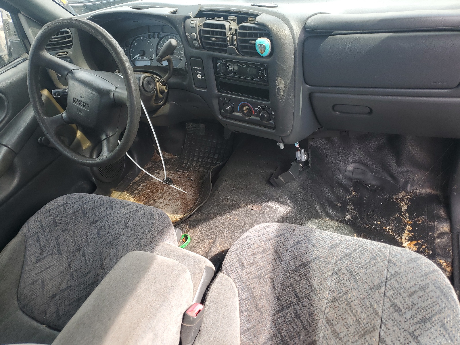 1GTCS19W228193762 2002 GMC Sonoma