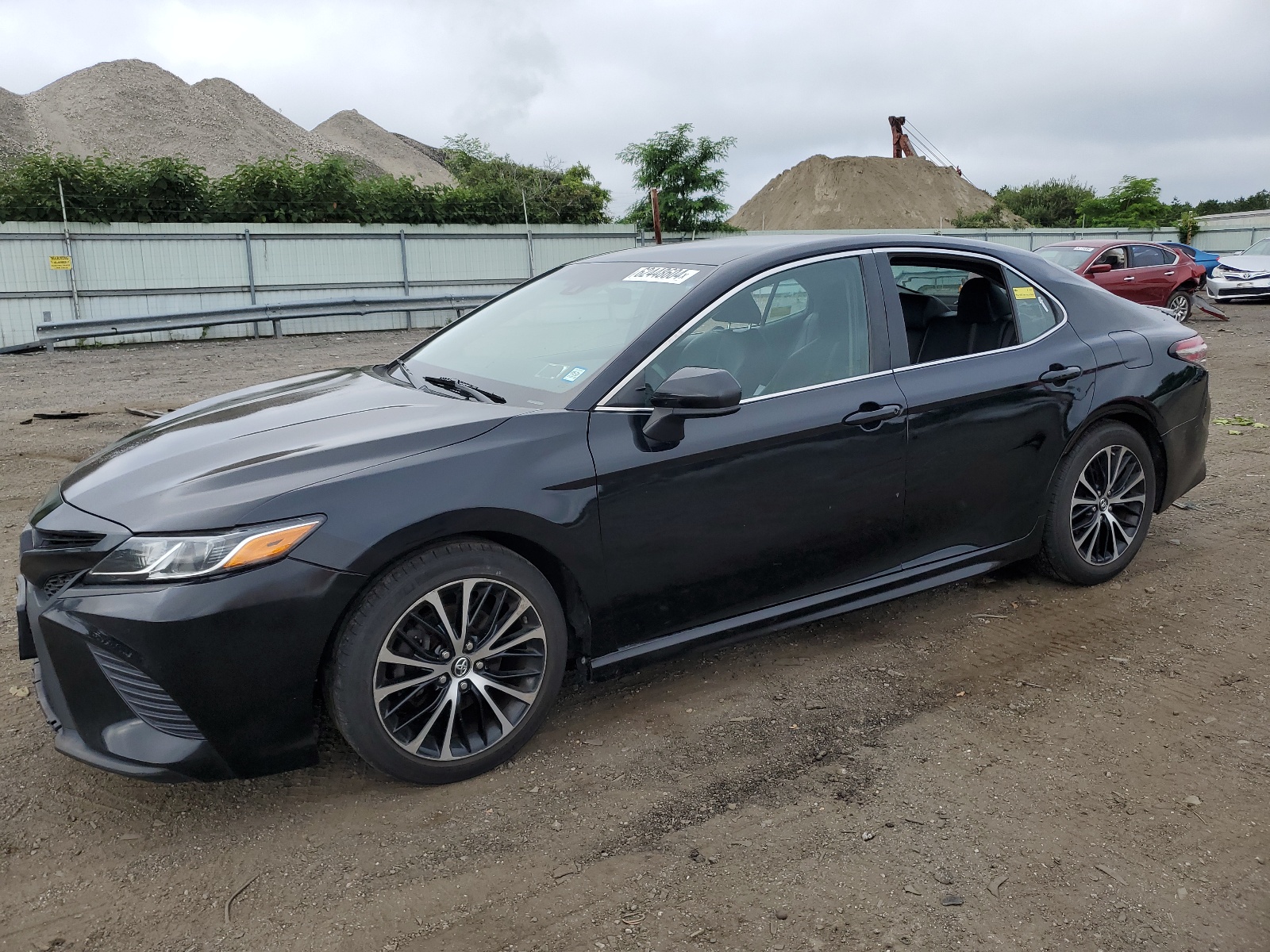 2018 Toyota Camry L vin: 4T1B11HK7JU087838