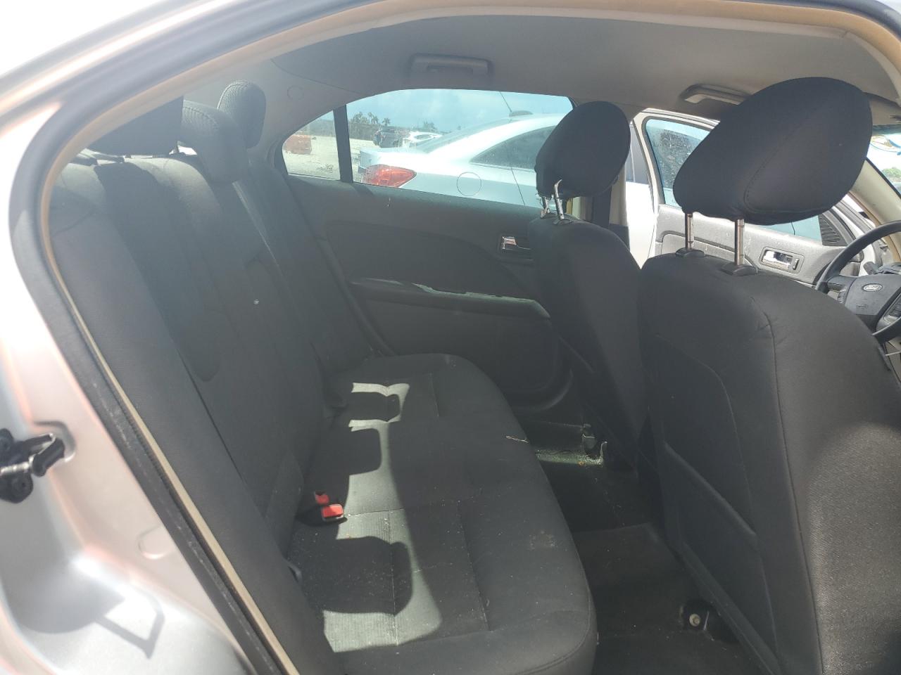 2012 Ford Fusion Se VIN: 3FAHP0HAXCR273999 Lot: 63627824