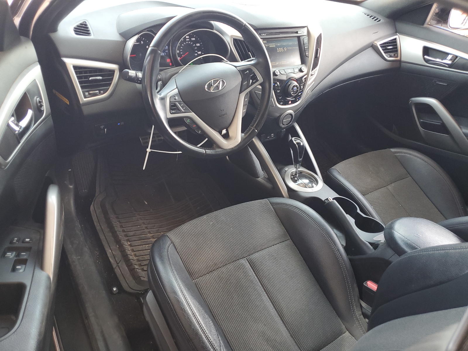 KMHTC6AD6GU298237 2016 Hyundai Veloster