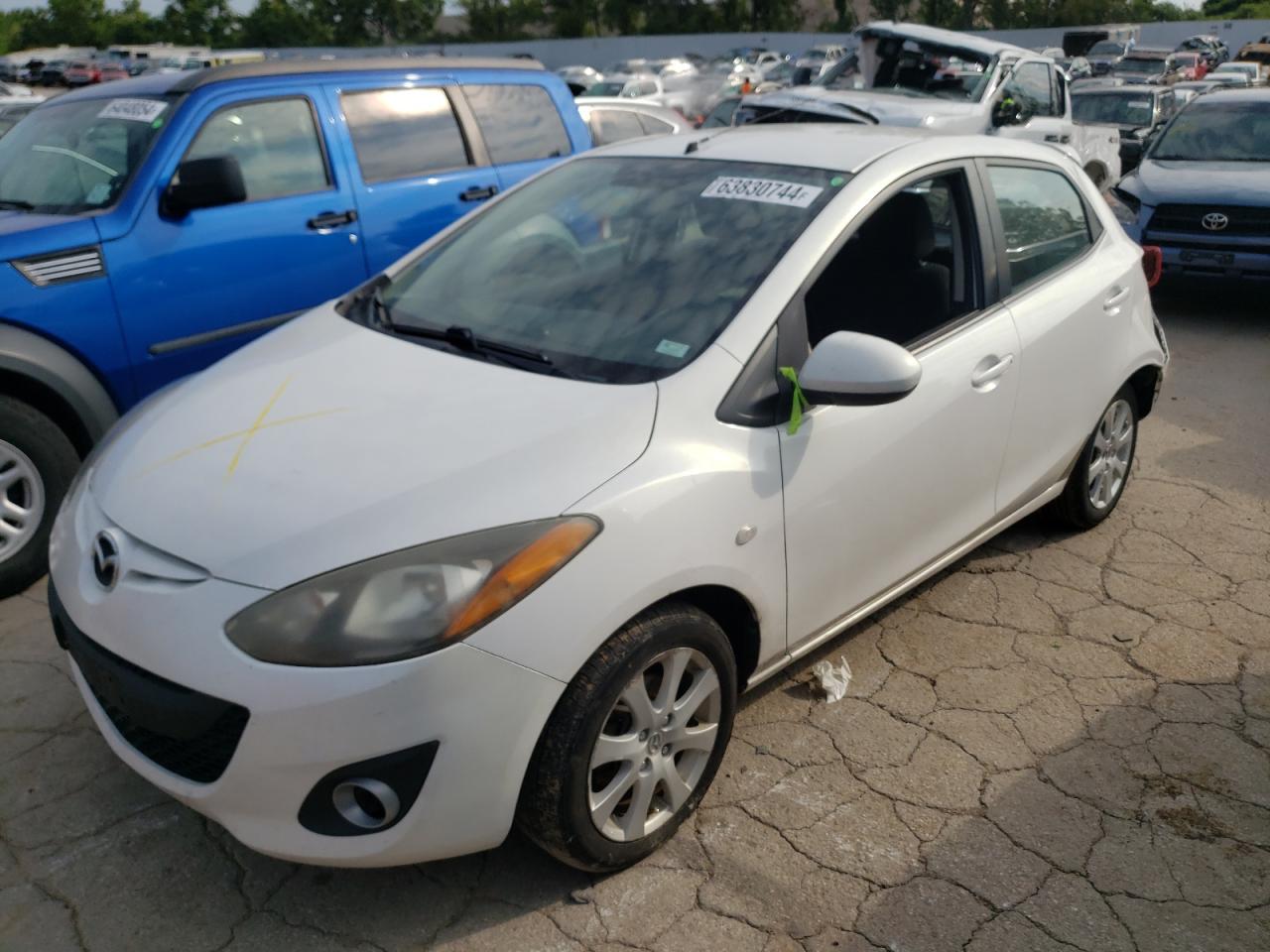 2011 Mazda Mazda2 VIN: JM1DE1HY6B0102697 Lot: 63830744