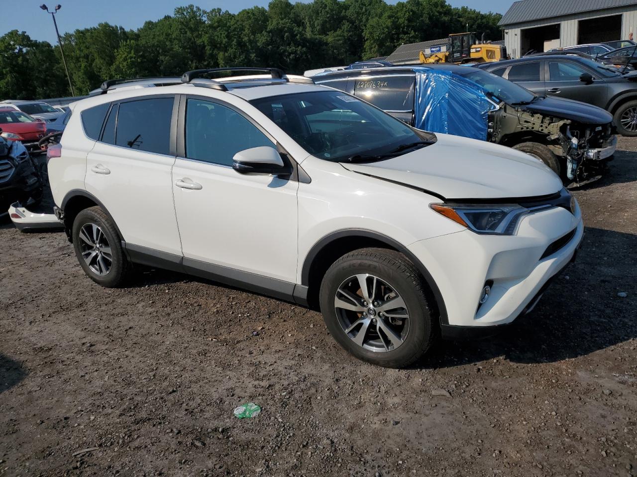 2017 Toyota Rav4 Xle VIN: 2T3RFREV4HW682063 Lot: 62031134