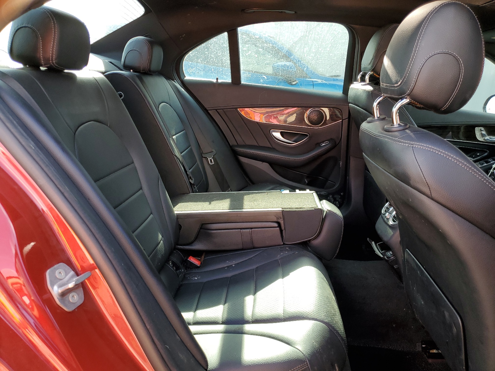 55SWF4JB8GU172688 2016 Mercedes-Benz C 300