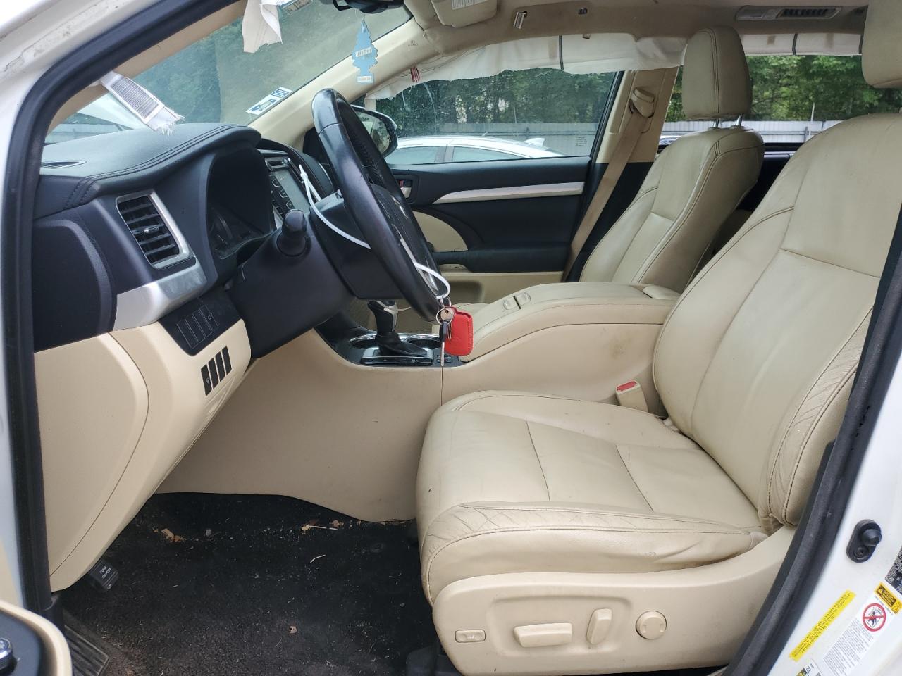 2015 Toyota Highlander Xle VIN: 5TDKKRFH3FS089802 Lot: 63861294