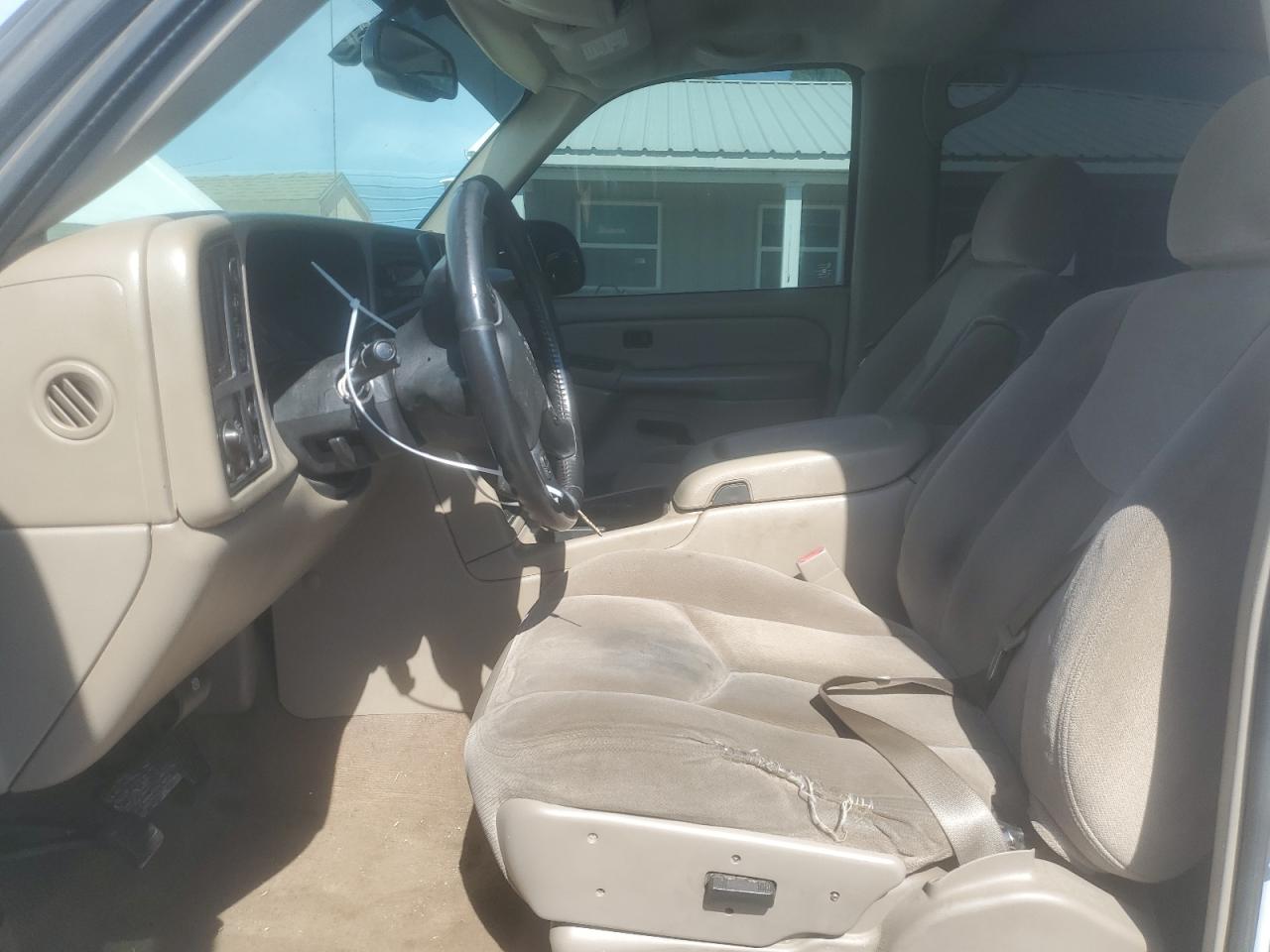 2005 GMC New Sierra K1500 VIN: 2GTEK13T551357293 Lot: 64833774