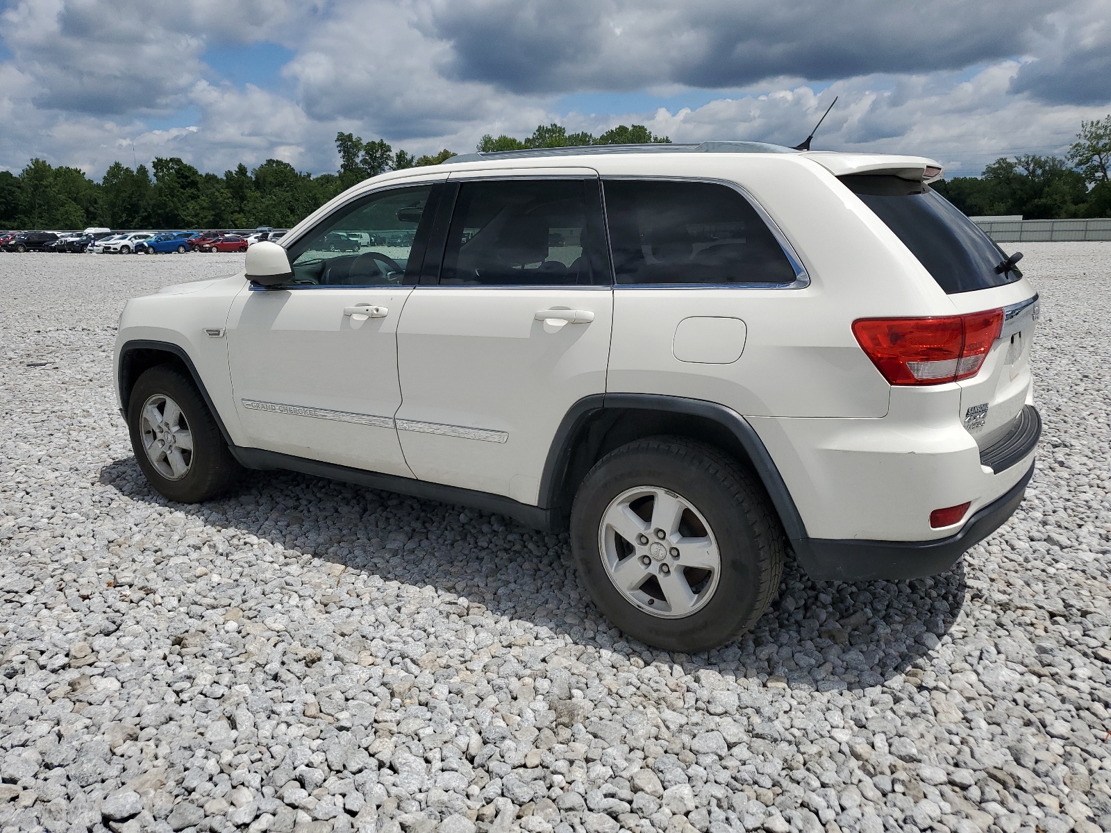 2012 Jeep Grand Cherokee Laredo vin: 1C4RJFAG8CC135927